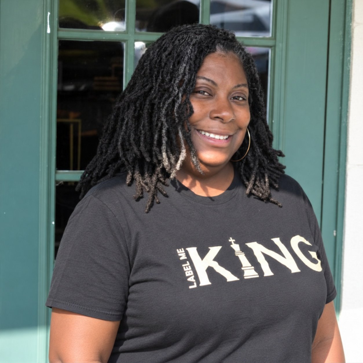 TiffMichelle, founder of Label Me King.